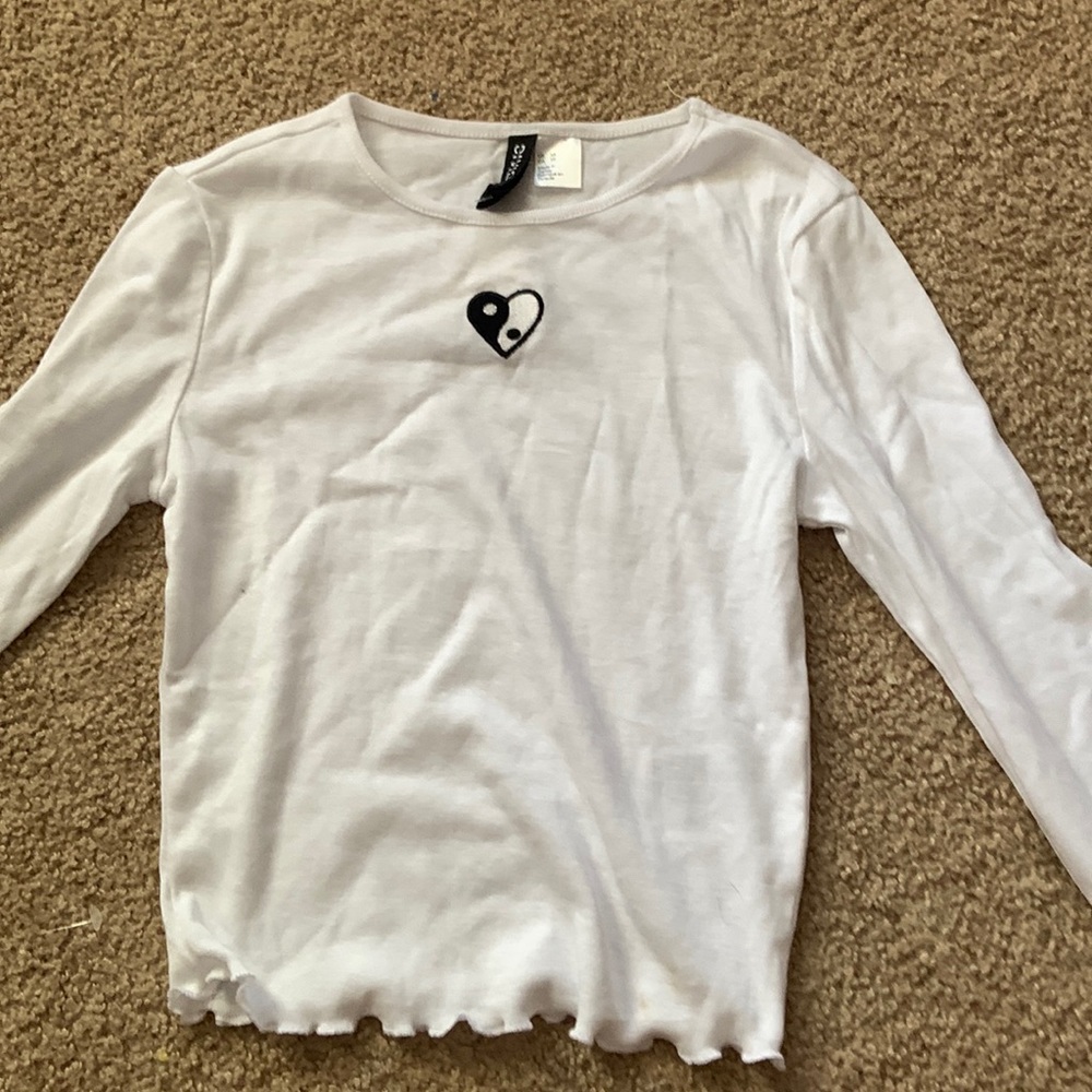 Cropped shirt, brand new